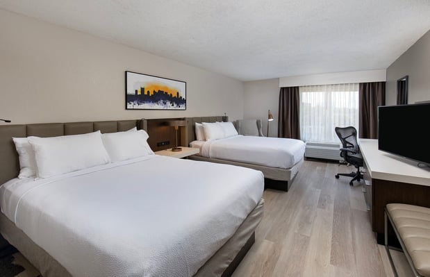 Images Crowne Plaza Nashville Airport by IHG