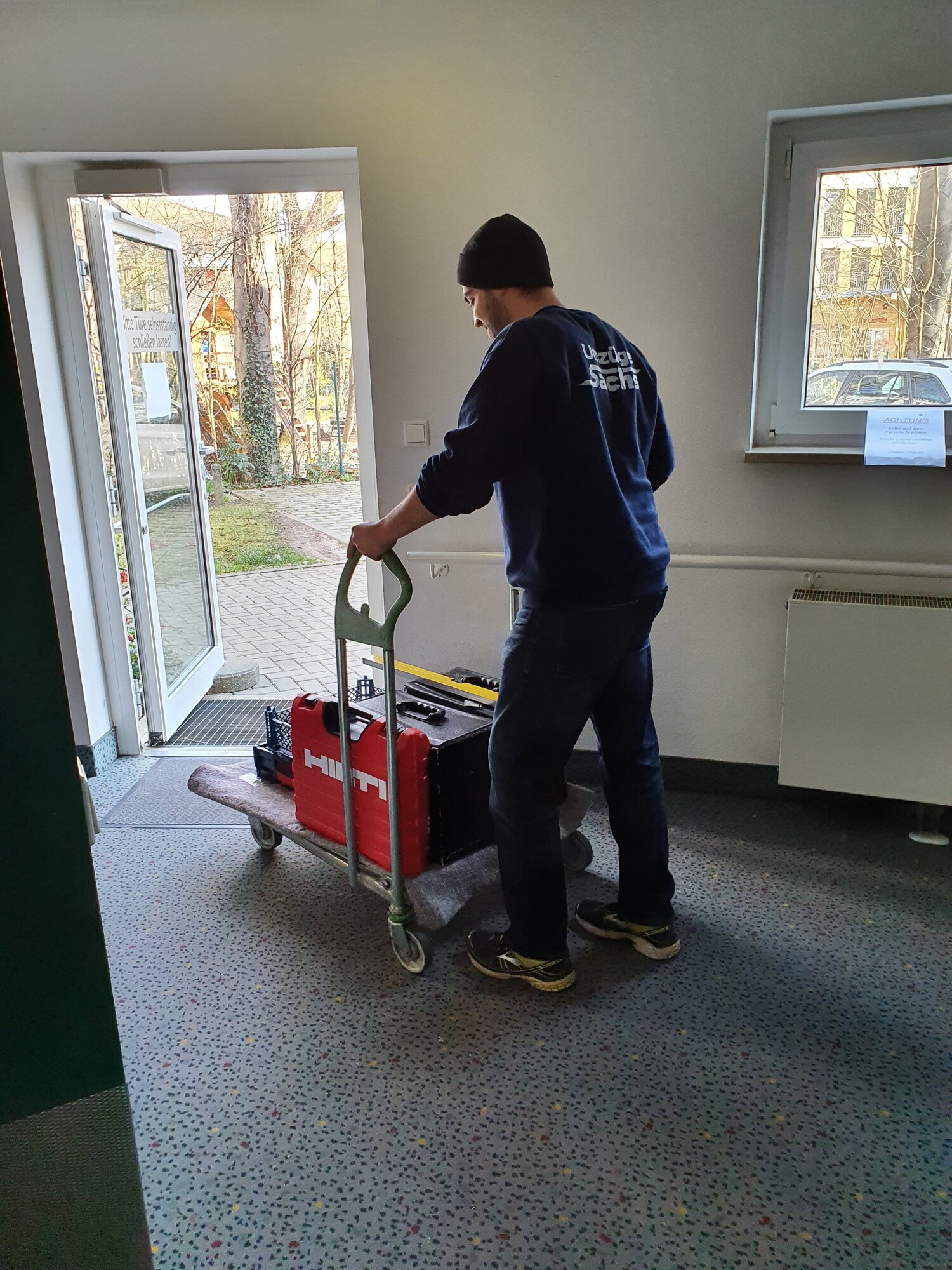 Umzüge Sachs, Burgfarrnbacher Straße 166 in Nürnberg