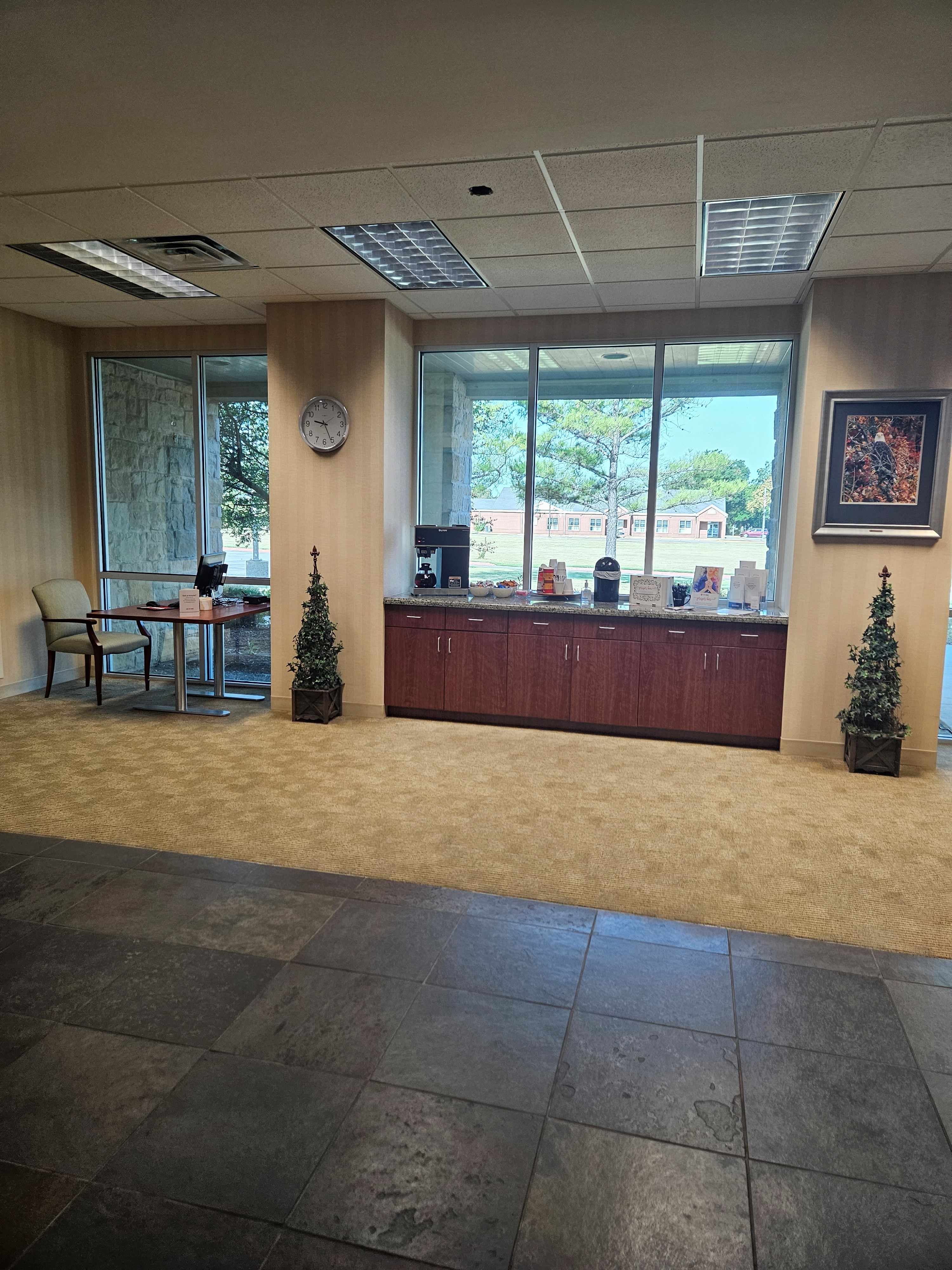 First United Bank - Pottsboro - interior customer refreshment area
