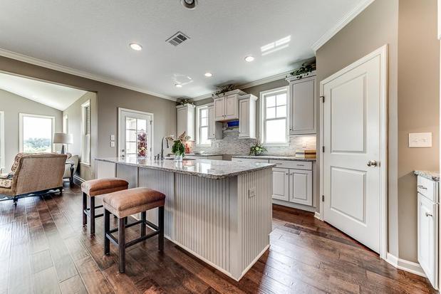Images Saddlebrook Properties