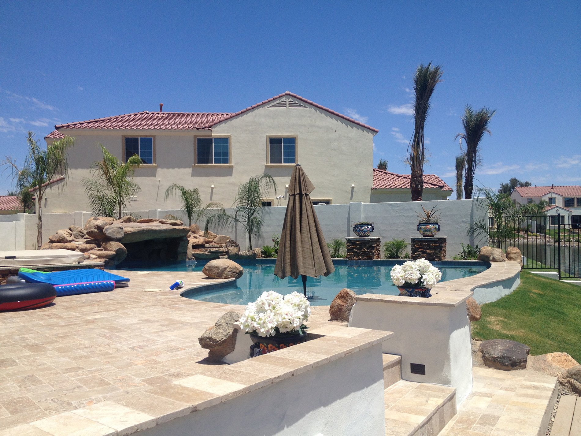 Images No Limit Pools & Spas