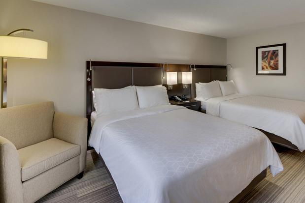 Images Holiday Inn Express & Suites Dayton-Centerville by IHG