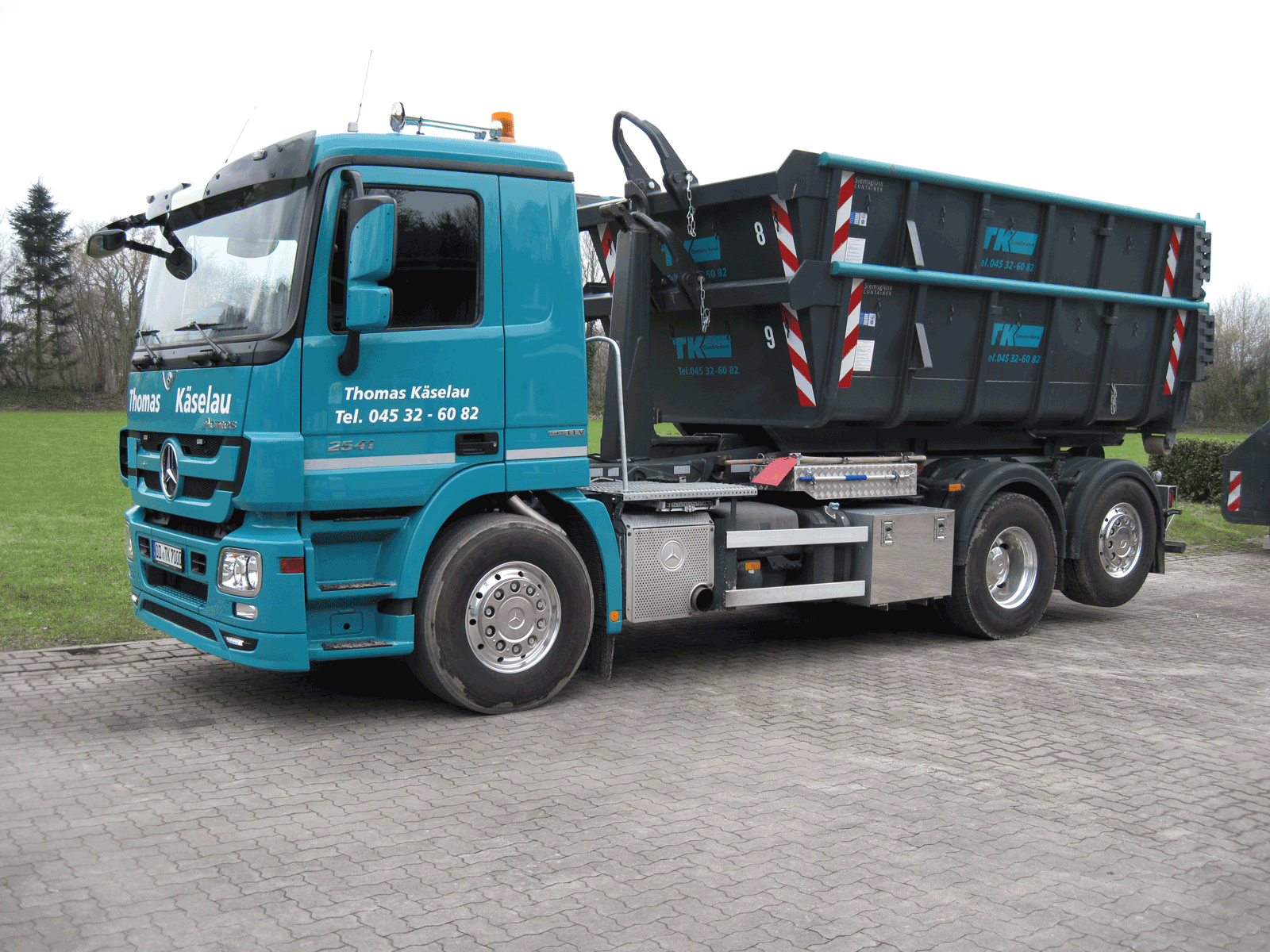 Thomas Käselau Containerdienst, Schloßstr. 55 in Tremsbüttel