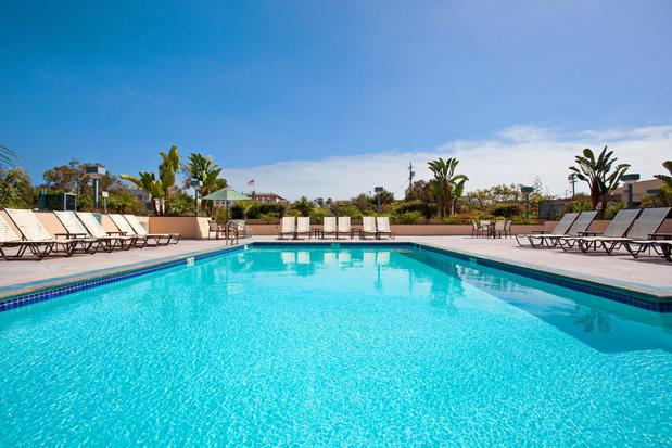 Images Crowne Plaza Los Angeles Harbor Hotel by IHG
