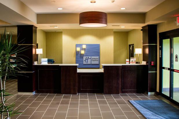 Images Holiday Inn Express & Suites Sikeston, an IHG Hotel