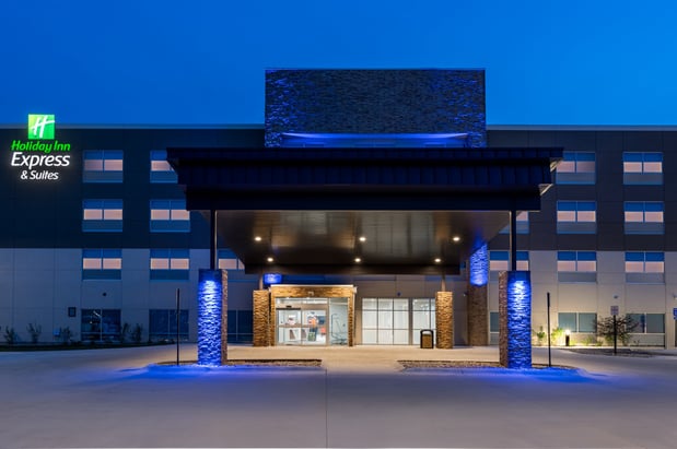 Images Holiday Inn Express & Suites Stevensville - Benton Harbor by IHG