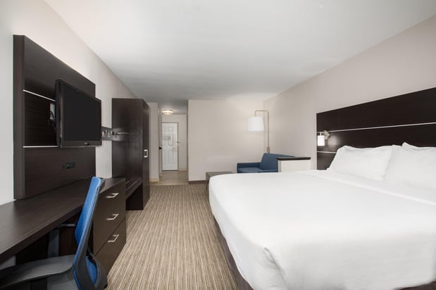 Images Holiday Inn Express & Suites Ft. Collins by IHG