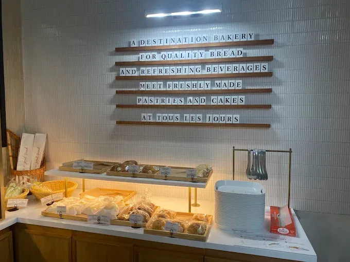 Images Tous Les Jours Bakery and Cafe