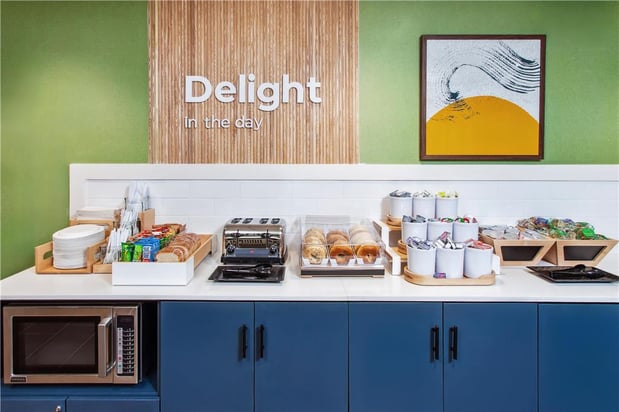 Images Spark by Hilton Rochester South