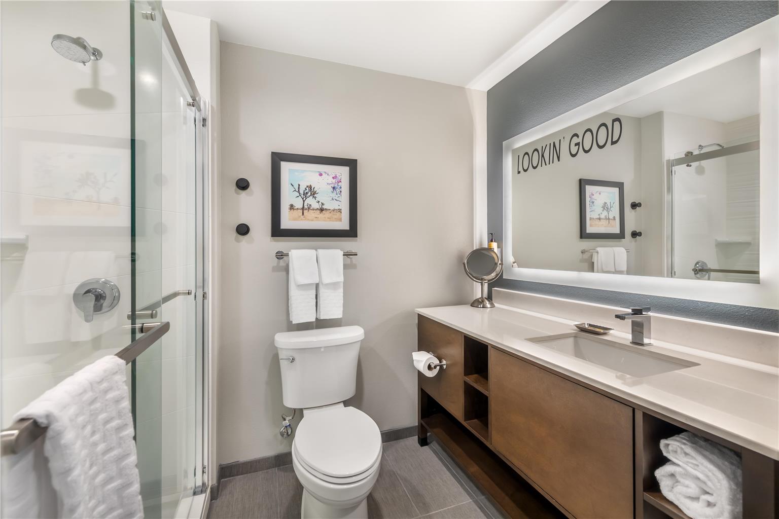 King Guest Bathroom
