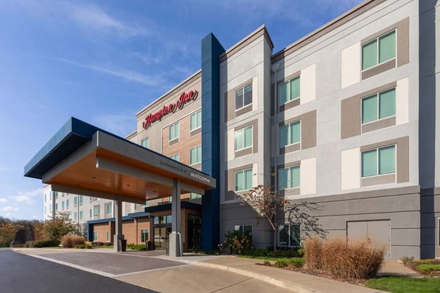 Images Hampton Inn by Hilton Nashville Airport Century Place