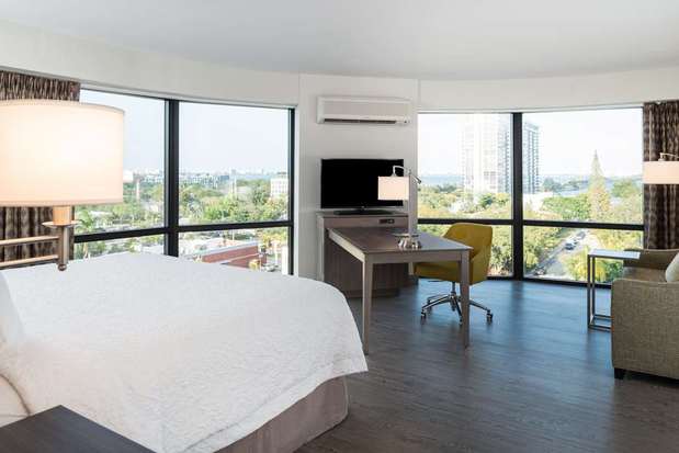 Images Hampton Inn & Suites Miami Wynwood Design District