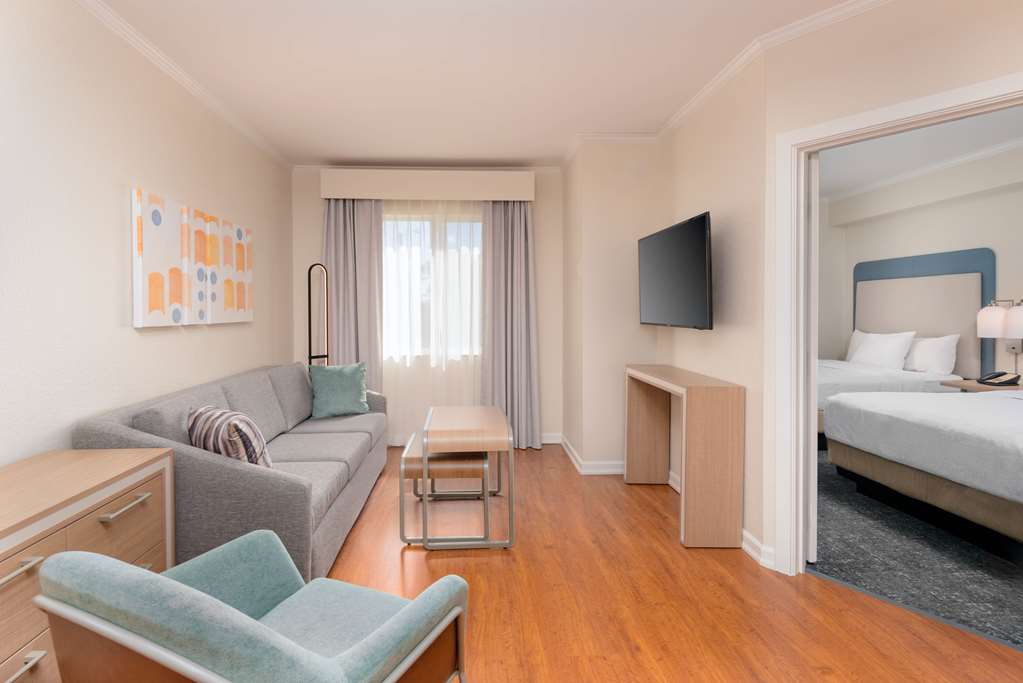 Guest room
