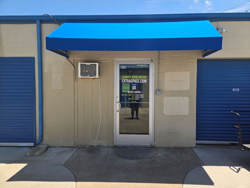 Images Extra Space Storage