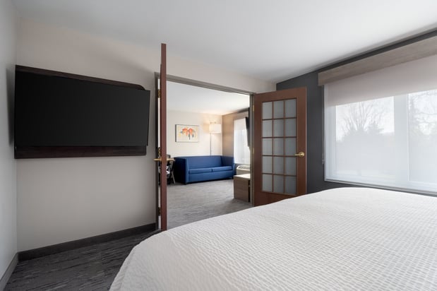 Images Holiday Inn Express & Suites Saginaw by IHG
