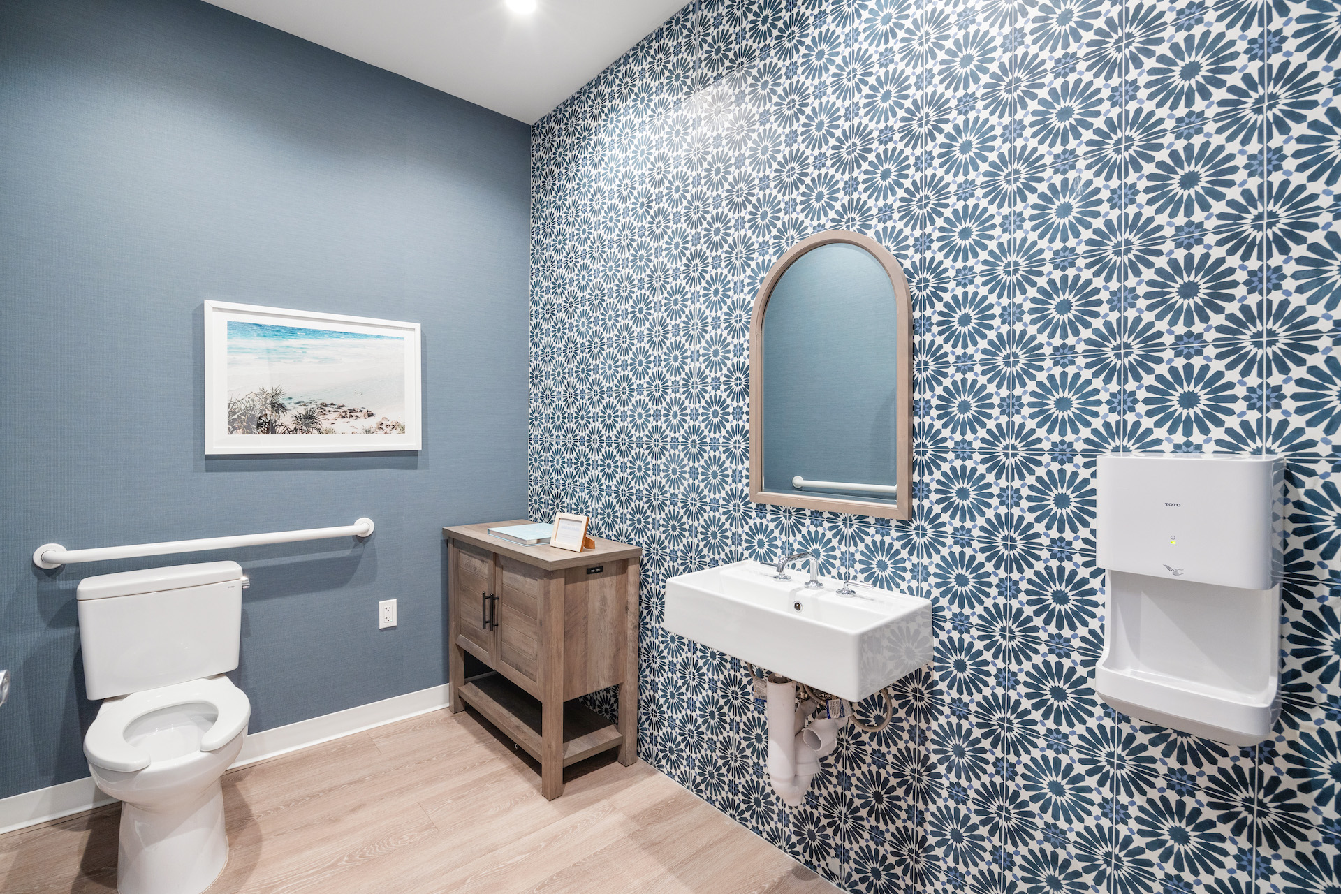 SUGARED + BRONZED (Boerum Hill) Image