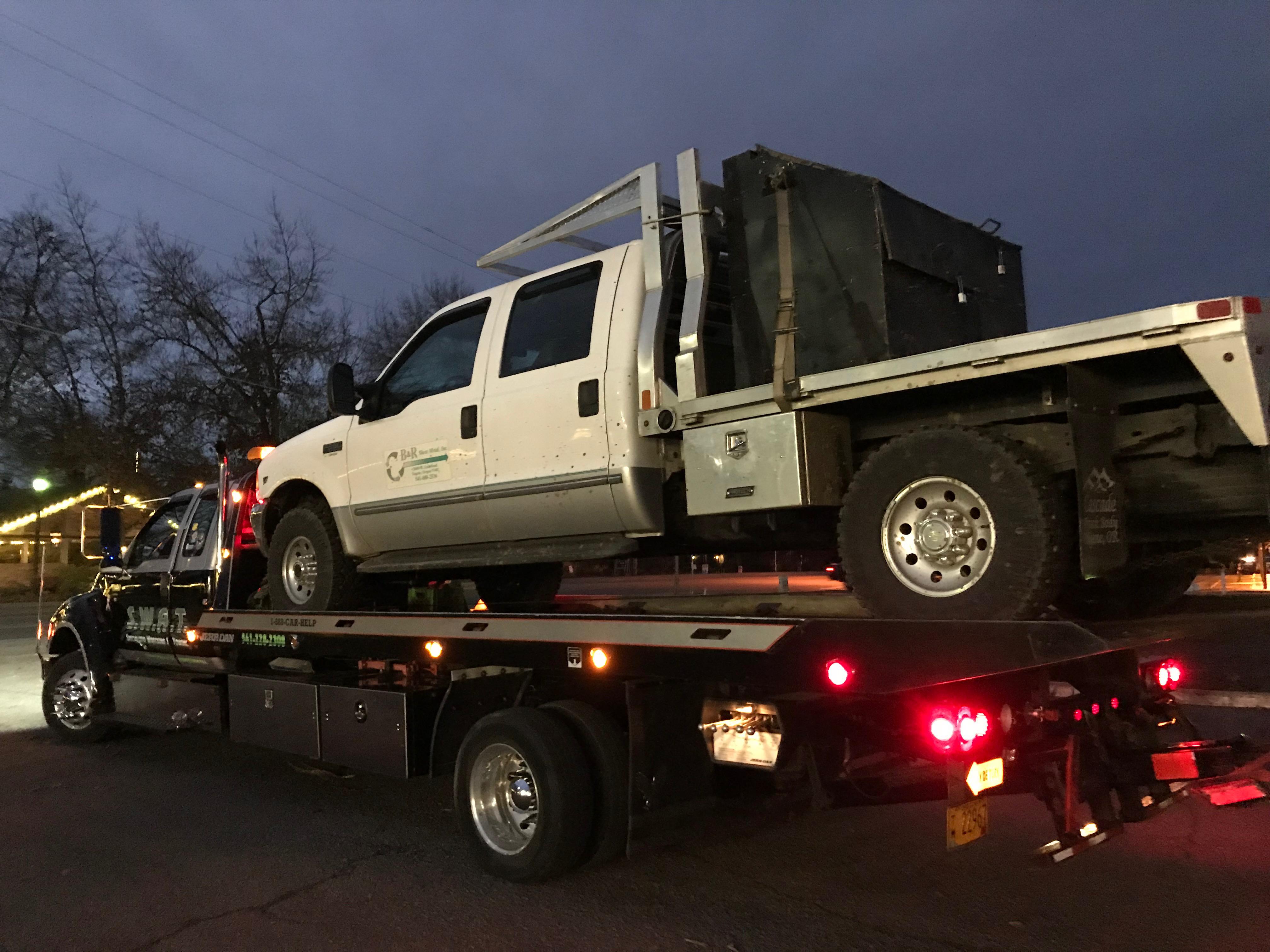 SWAT Specialized Wrecking & Towing Photo