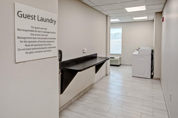 Images Holiday Inn Express & Suites Jackson Northeast by IHG