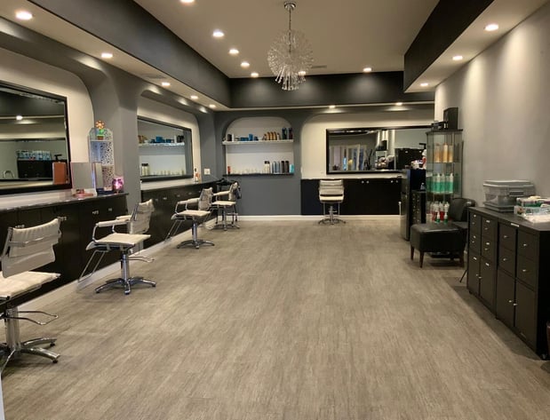 Images Queens Hair Studio by Lorena