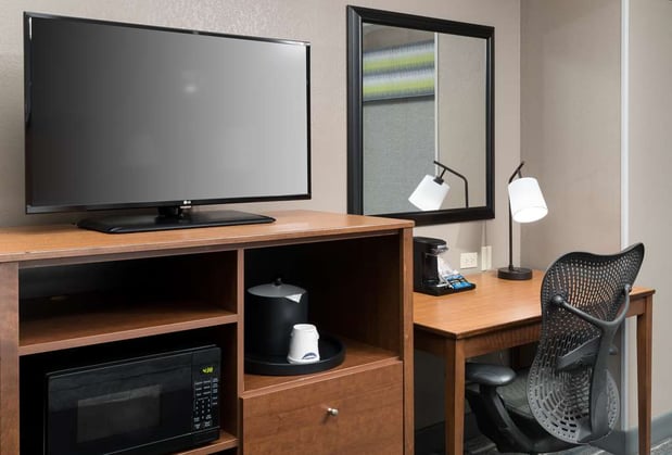Images Hampton Inn & Suites Chicago-North Shore/Skokie