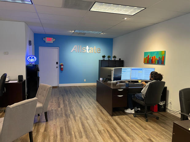 Images Daniel Caminata: Allstate Insurance