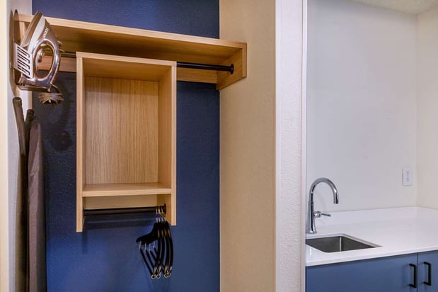 Images Spark by Hilton Denver International Airport