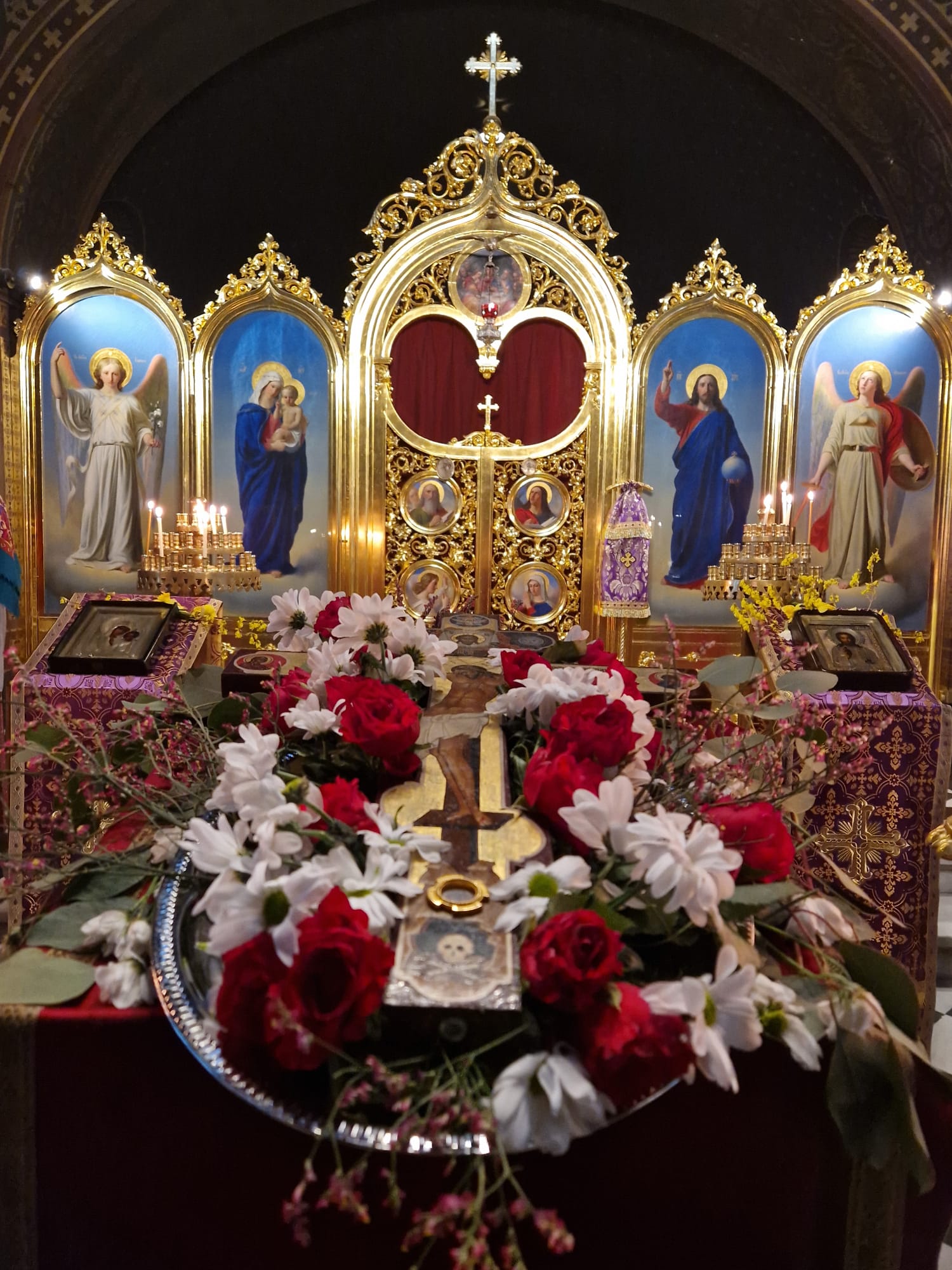Bilder Fondation pour la restauration de l'Eglise Orthodoxe Sainte-Barbara de Vevey