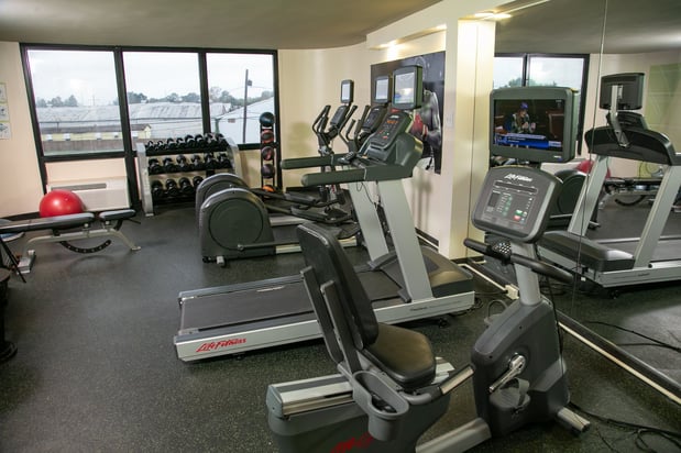 Images Holiday Inn New Orleans West Bank Tower by IHG