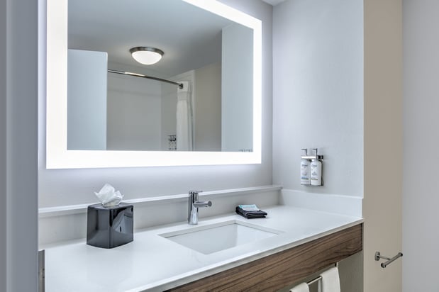 Images Holiday Inn Express & Suites Clute - Lake Jackson by IHG