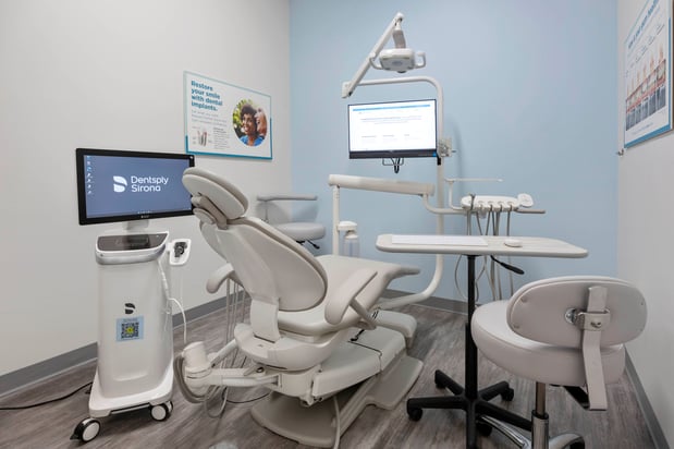 Images Fort Apache Dental Group