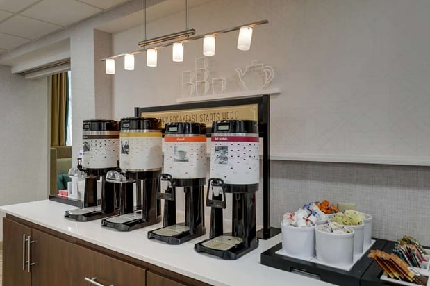 Images Hampton Inn & Suites St. Louis-Edwardsville