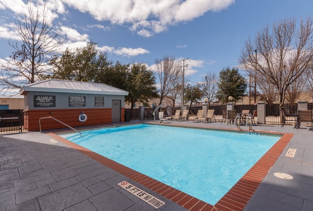 Images Candlewood Suites San Marcos by IHG