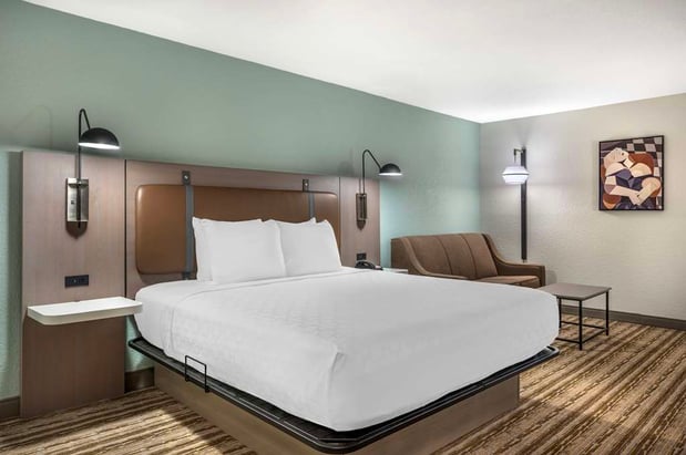 Images Best Western Plus Richmond Indiana I-70