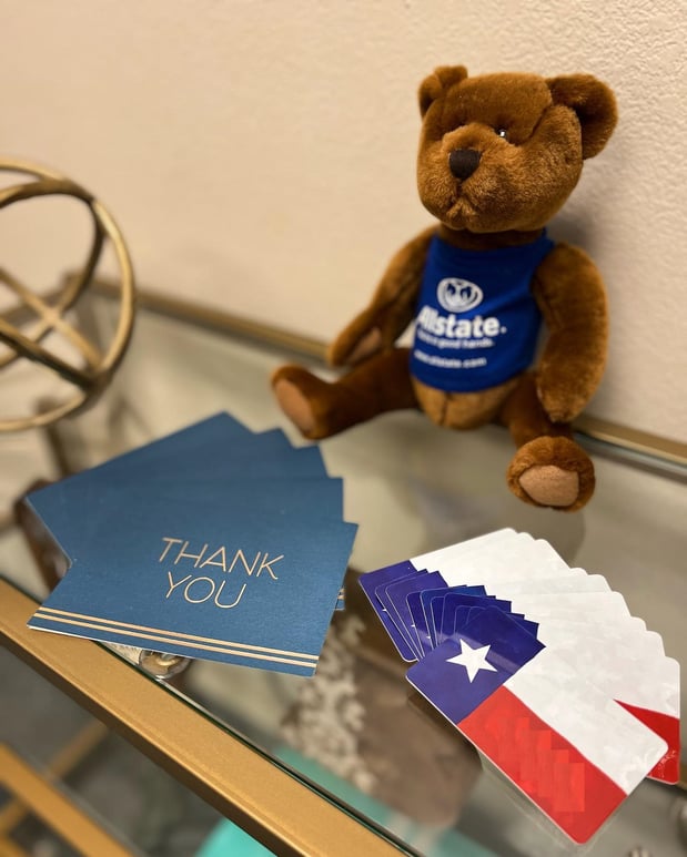 Images Brianna Oakes: Allstate Insurance