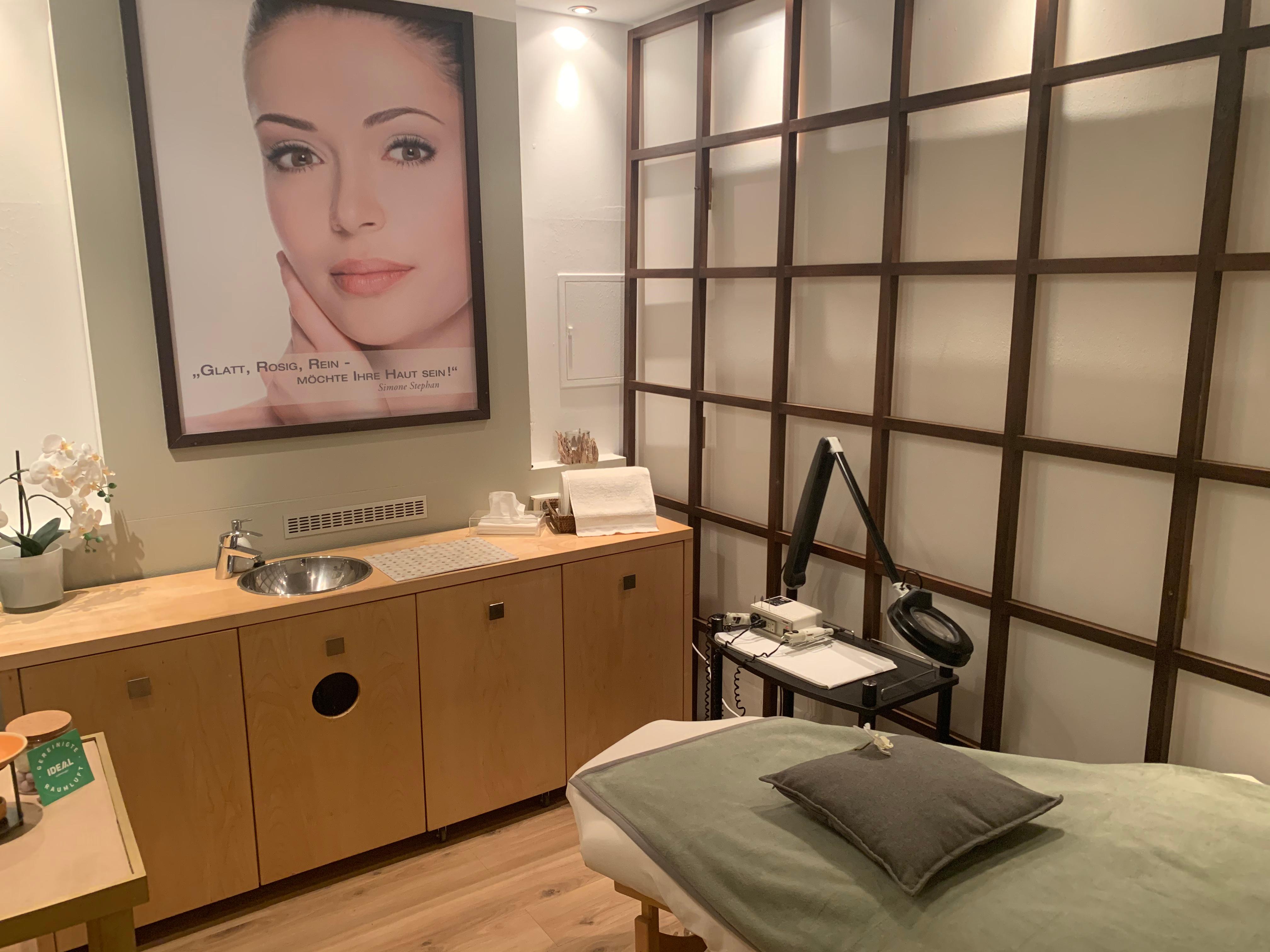 Kosmetik by Welt der Sinne Simone Stephan, Birkenbergstraße 18 in Leverkusen-Opladen