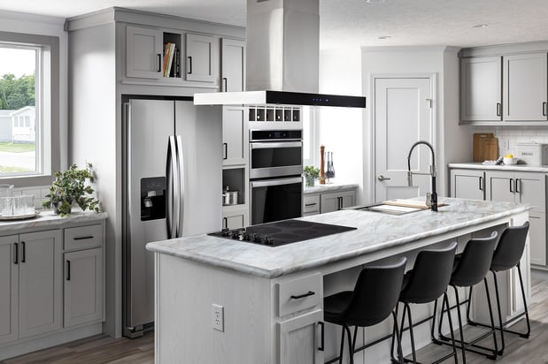 Images Flummerfelt Homes & Storage