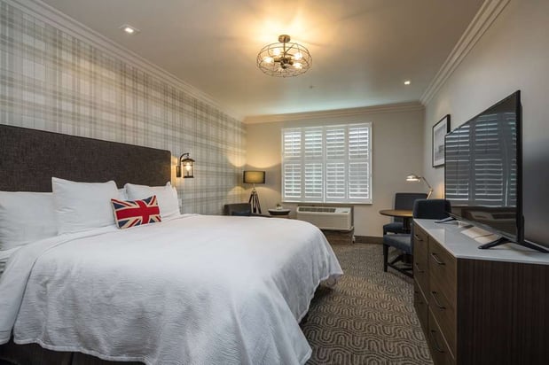 Images Aristocrat Hotel, BW Signature Collection