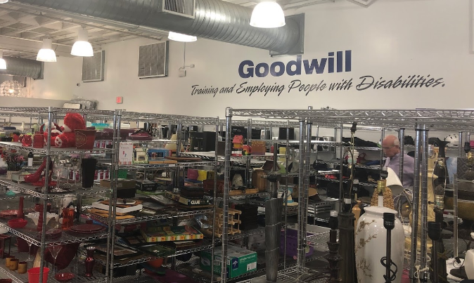 Images Goodwill - Biscayne