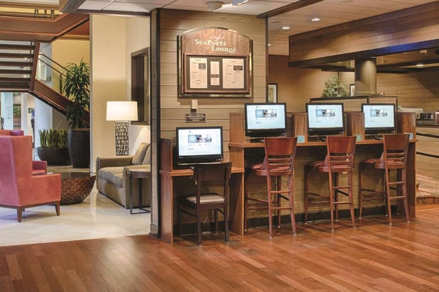 Images DoubleTree by Hilton Hotel Seattle Airport