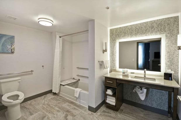 Images Homewood Suites by Hilton Warren Detroit