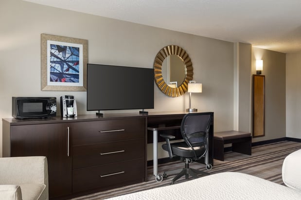 Images Holiday Inn Gaithersburg by IHG