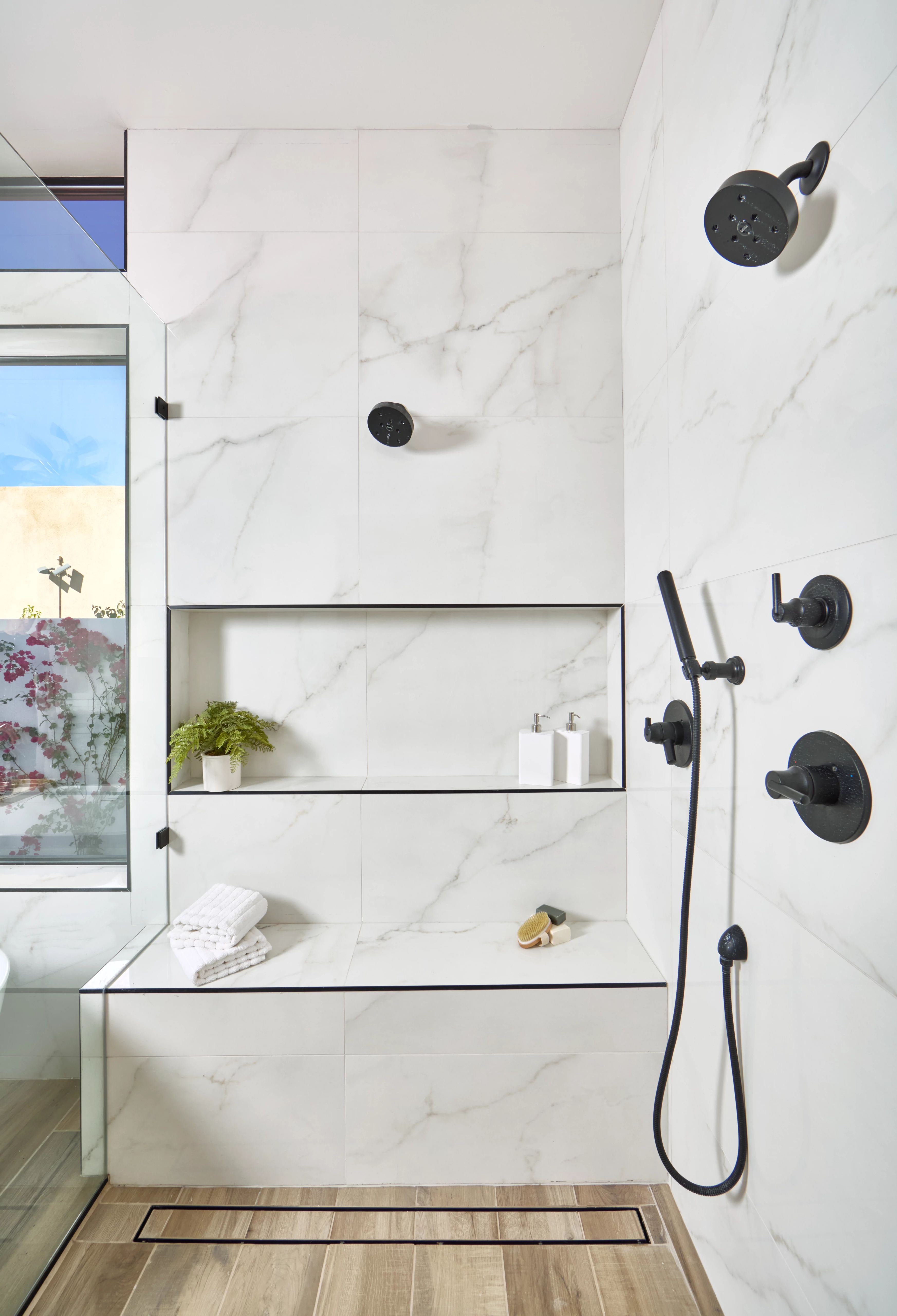 Marvel is a rectified color body porcelain tile which is inspired by the prestige of the most precious marbles of Italian tradition. Thanks to the surprising realism of pure colors, natural veins, intense shades and transparent clouding, each marble of reference is faithfully reproduced, adding all the benefits of porcelain tiles.