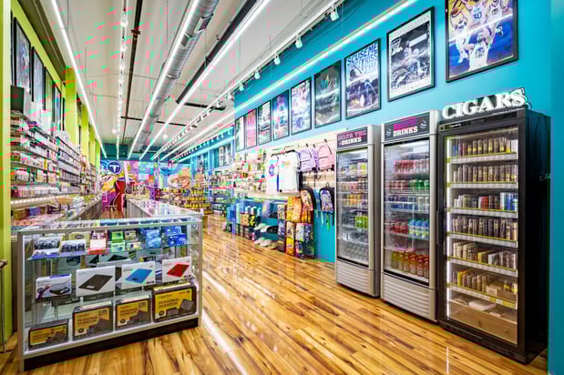 Images World of Smoke & Vape - Union St.