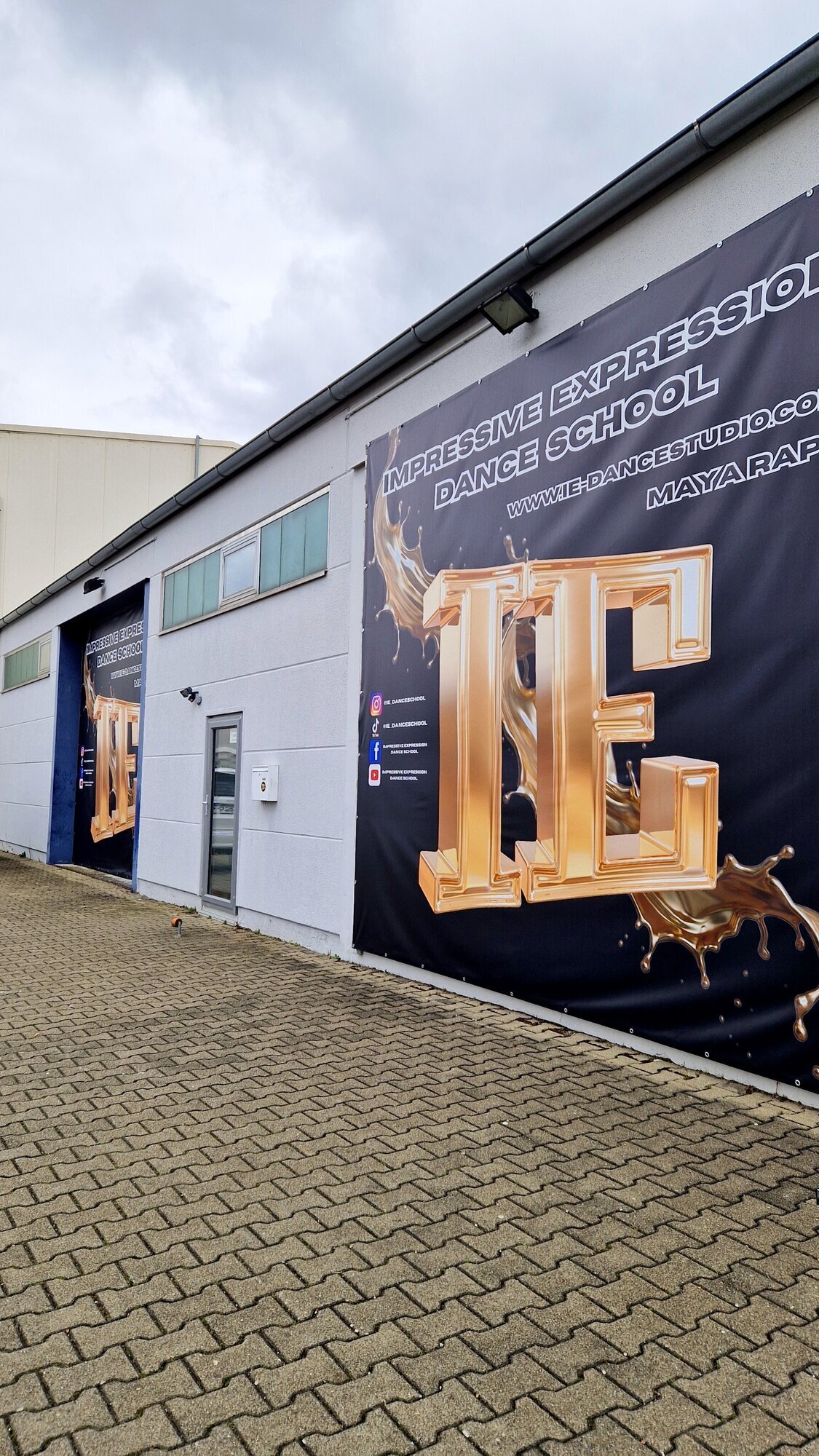 Bilder IE - (Impressive Expression) Dance School