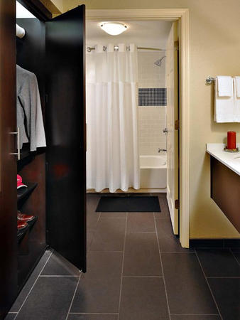 Images Staybridge Suites Florence - Center, an IHG Hotel
