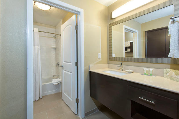 Images Staybridge Suites Orlando at Seaworld by IHG