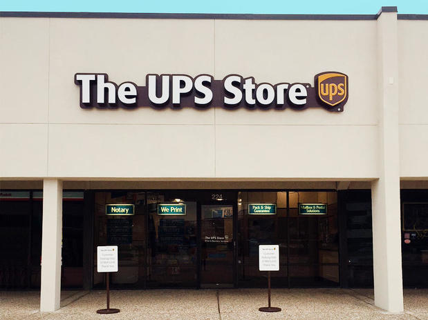 Images The UPS Store