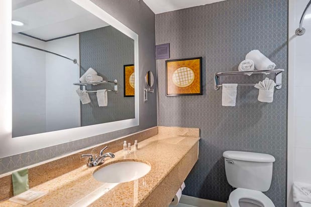 Images Best Western Premier Richmond City Gateway
