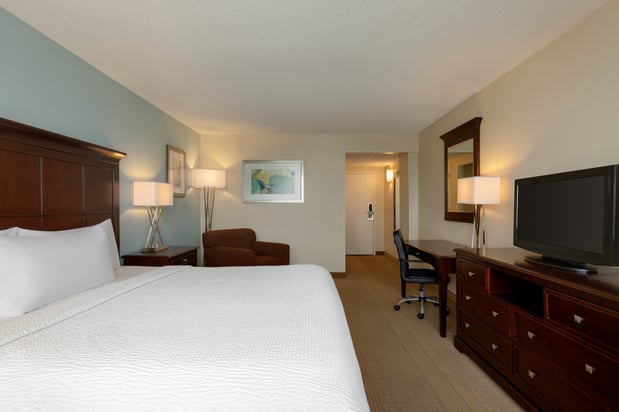 Images Holiday Inn Birmingham-Airport by IHG