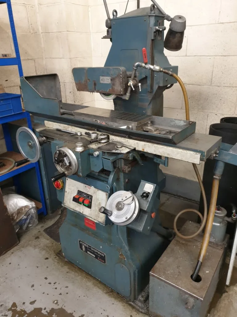 Images B W Machine Tools